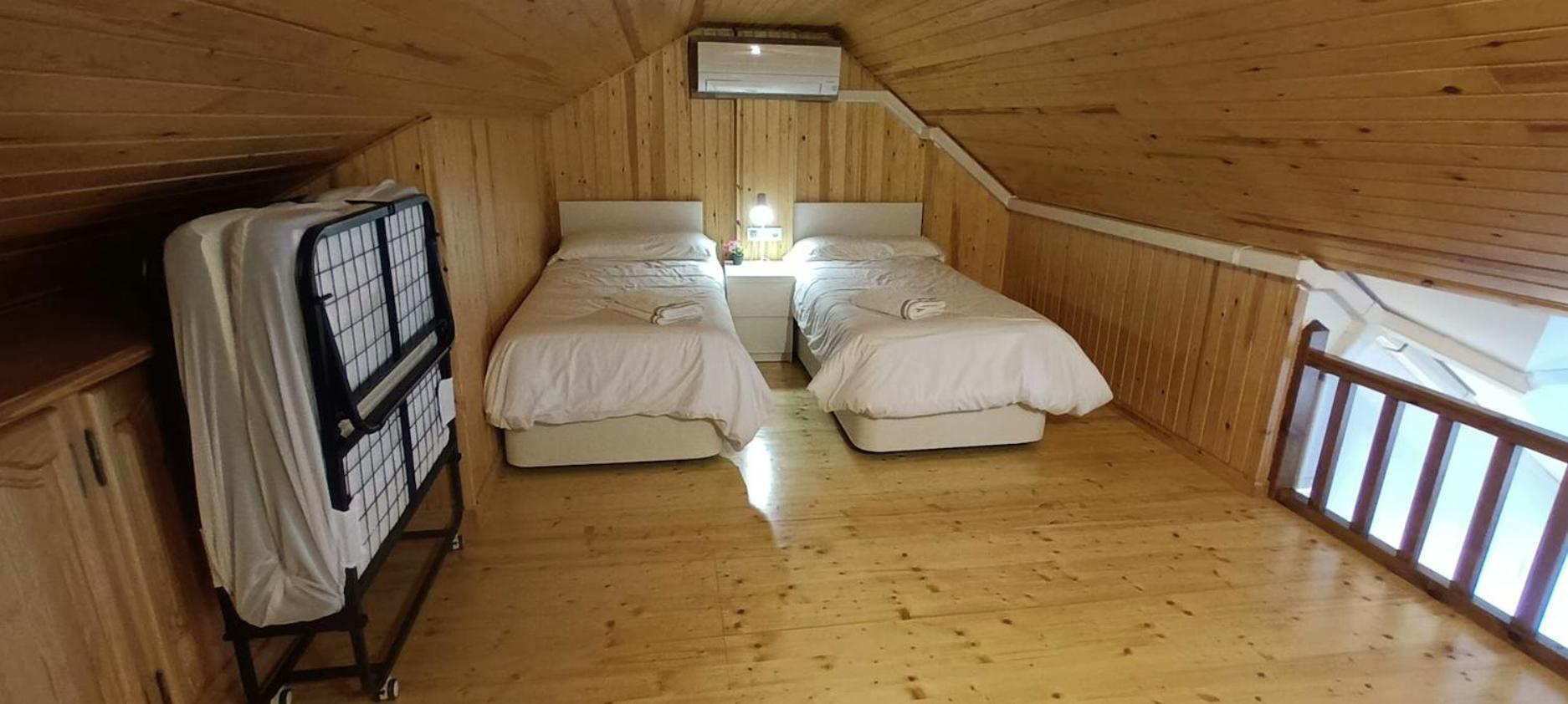 El Atico Nuevo En El Centro Con Ascensor, Garaje, Aire Acondicionado Y Wifi Apartman Biescas Kültér fotó
